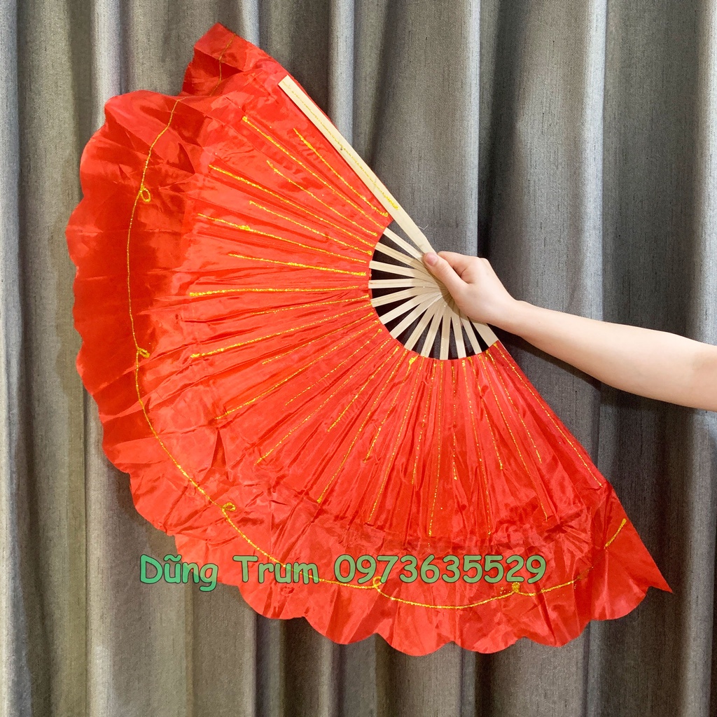 Quạt múa 1 màu nan tre phun kim tuyến cực đẹp