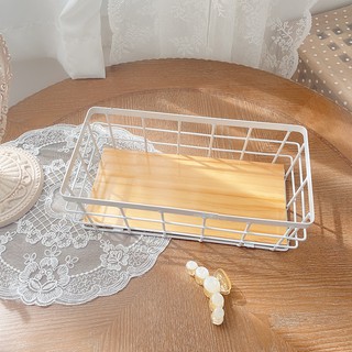 Giỏ sắt sơn trắng đựng mỹ phẩm / phụ kiện - white basket