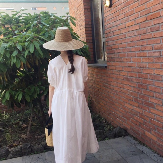 Váy trắng basic dáng xuông