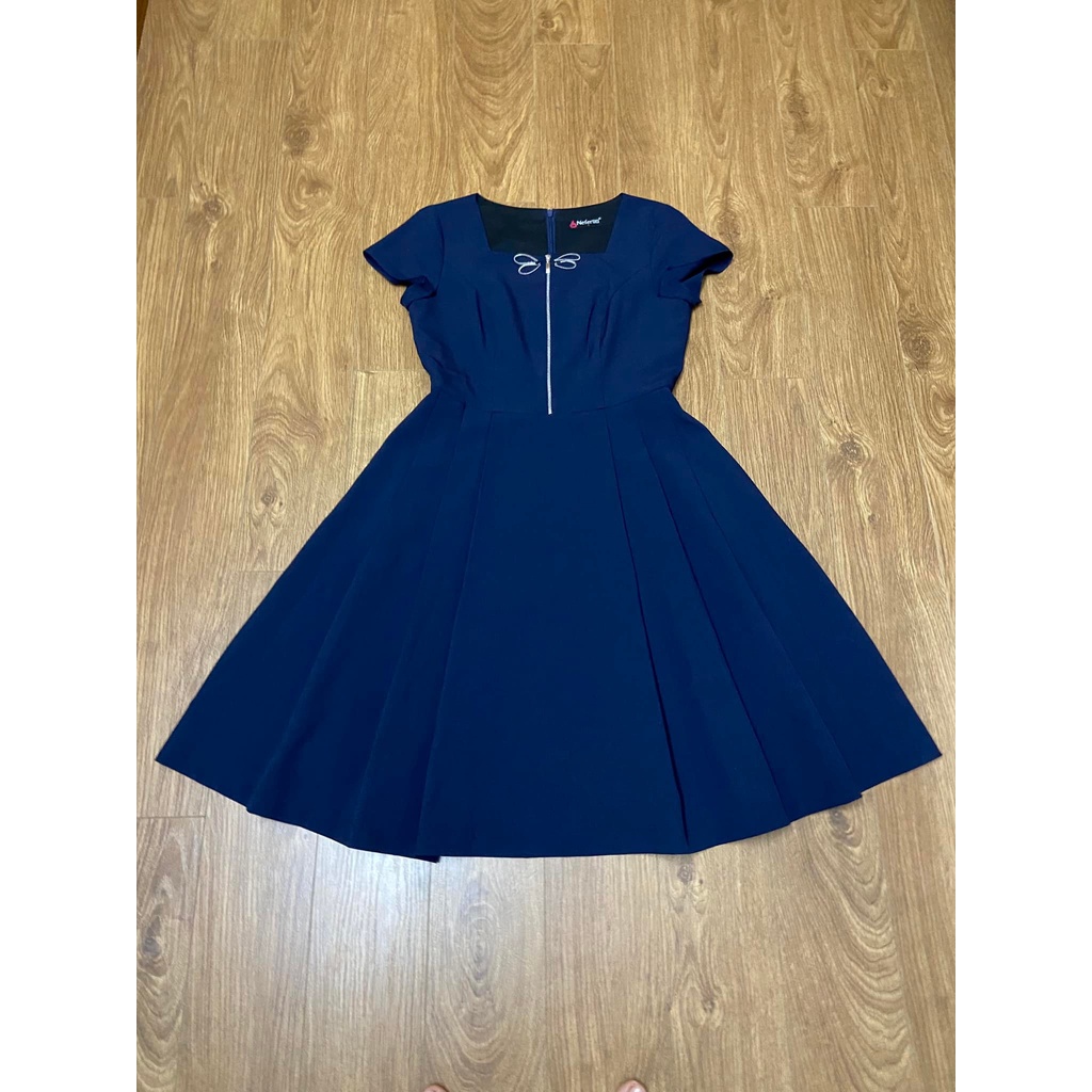Váy Nefertiti size L dáng xòe