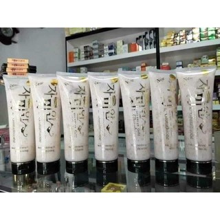 Tẩy tế bào chết body