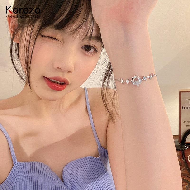 Vòng Tay Dạng Chuỗi Mặt Bướm Và Hoa Đơn Giản Thời Trang Cho Nữ