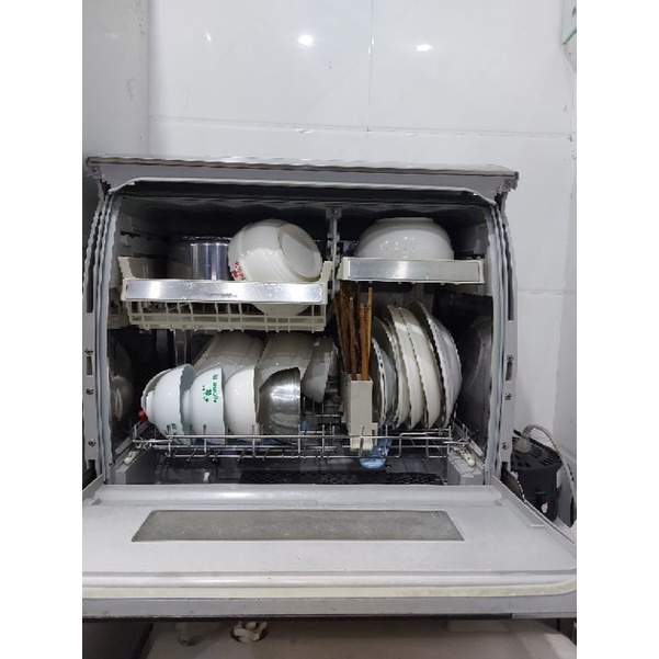 Máy rửa chén Toshiba DWS-600A