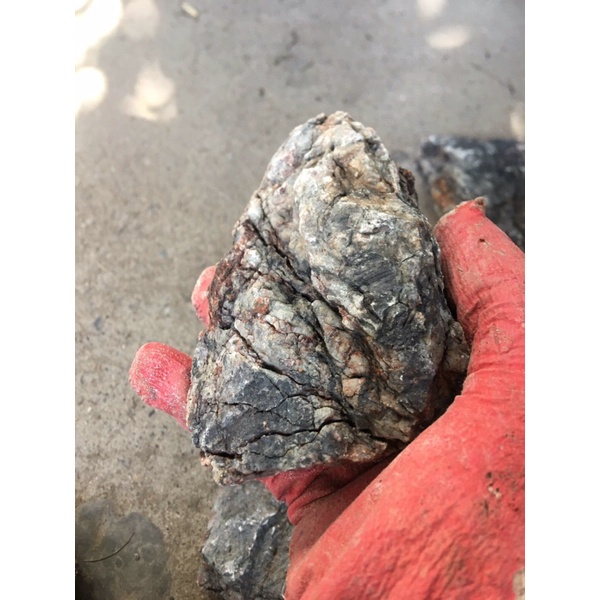 Đá frodo Đỏ Việt trang trí bể cá 1kg