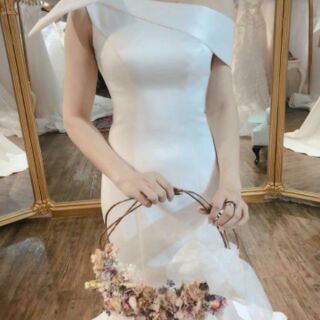 Váy cưới thiết kế