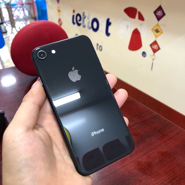 Điện thoại iPhone 8 64gb Quốc tế " máy cũ " màu đen