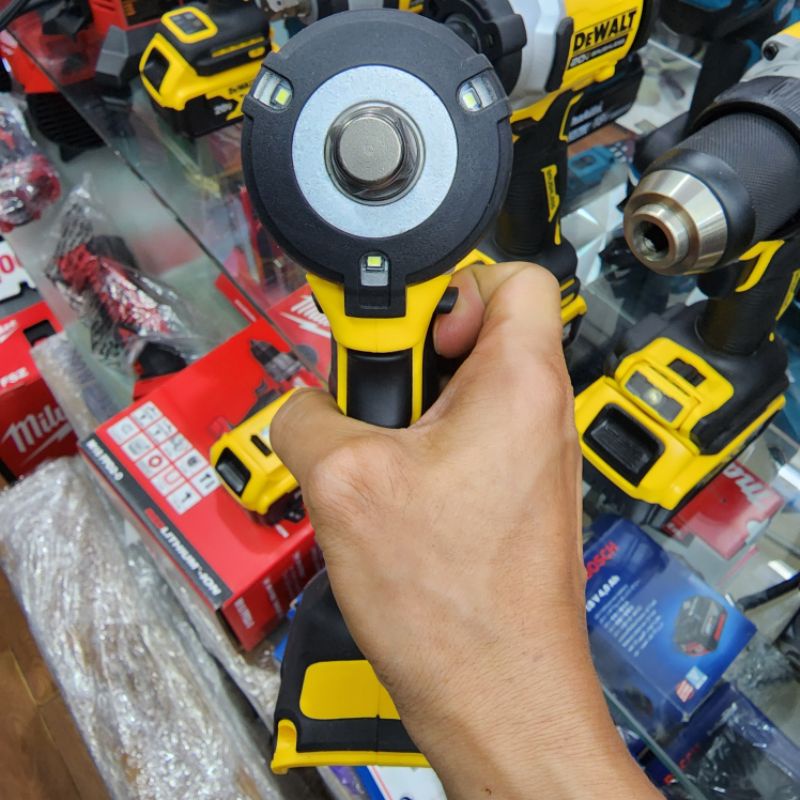 {Bảo hành chính hãng 36 tháng) Máy siết bu lông dùng Pin 20V max DeWalt DCF911N-B1 (Chưa Pin & Sạc)