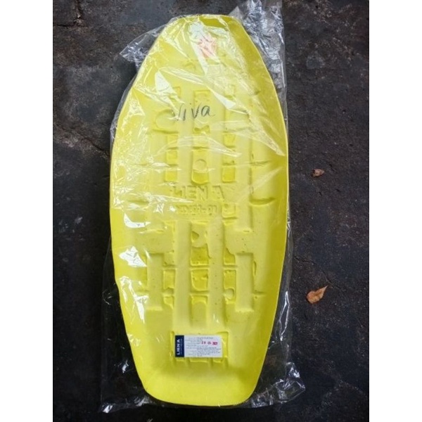 Mút nệm yên xe su viva đời đầu