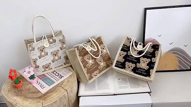 Túi cói túi tole hình gấu dễ thương đi biển đi chơi phong cách dễ thương | BigBuy360 - bigbuy360.vn