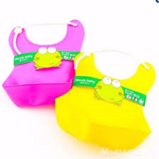 YẾM ĂN DẶM SILICON MÁNG HỨNG CHO BÉ