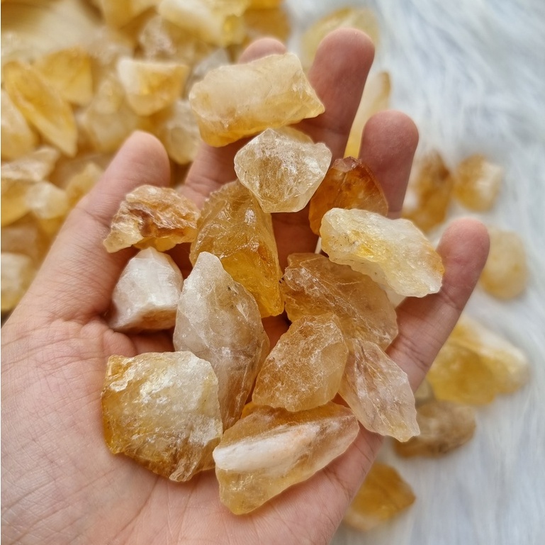 Đá thô thach anh Vàng ( Citrine ) may mắn, đá thanh tẩy trong Tarot, Reiki, thiền định, phong thủy
