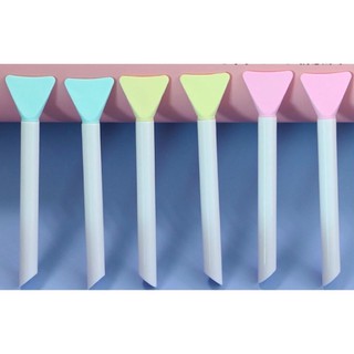 Cọ Silicon Màu Cầu Vồng Dễ Thương