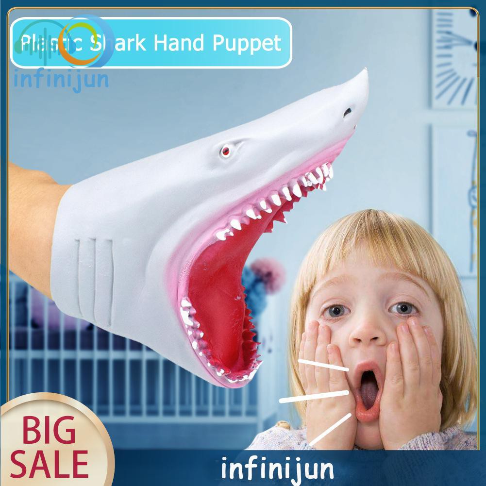 Găng Tay Nhựa Hình Cá Mập Cho Bé