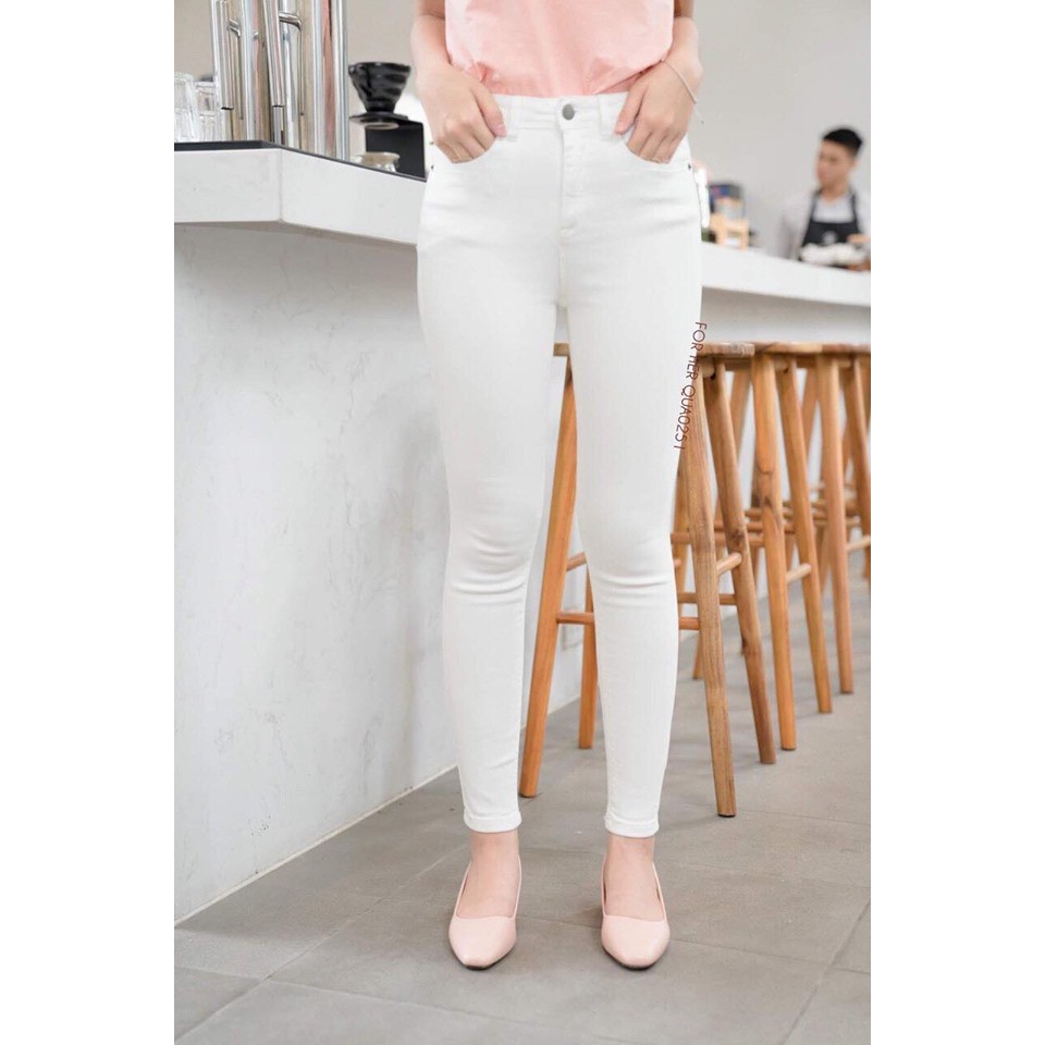 Quần jean nữ màu trắng trơn