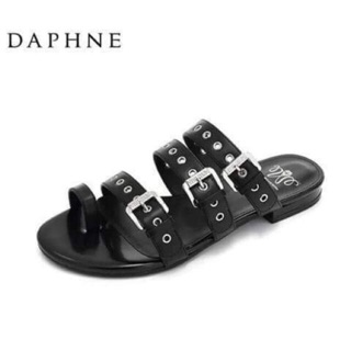 Sandal Daphne