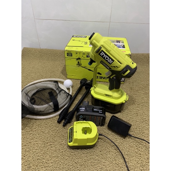 Máy rửa xe pin ryobi 18v