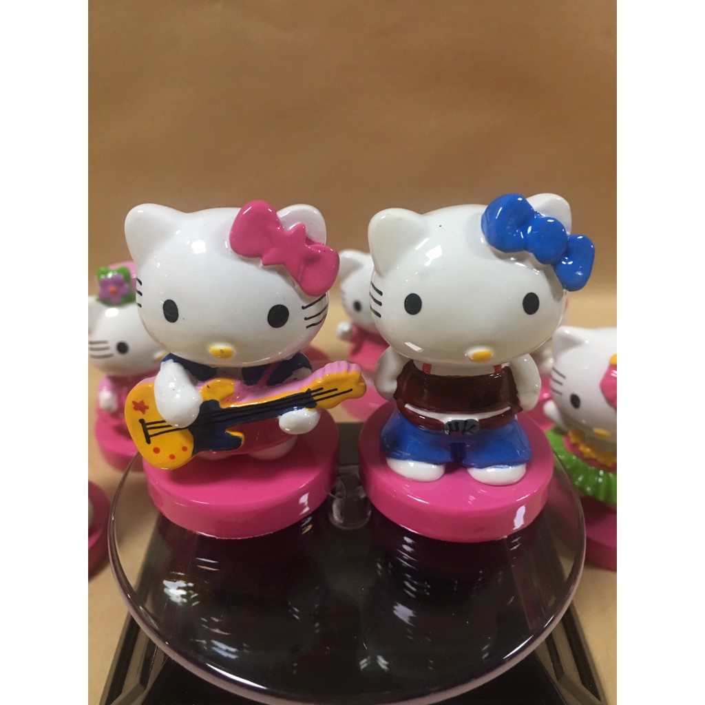 TƯỢNG HELLO KITTY NHIỀU MẪU ( CAO 6 cm )