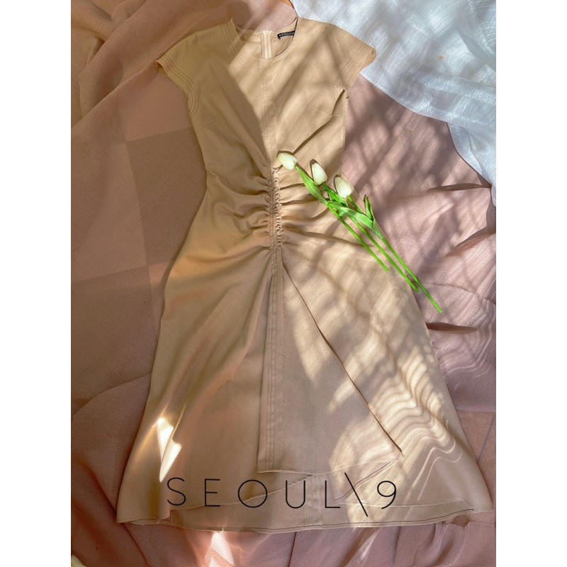 Dulcie Dress váy đũi nhún eo đuôi cá | BigBuy360 - bigbuy360.vn
