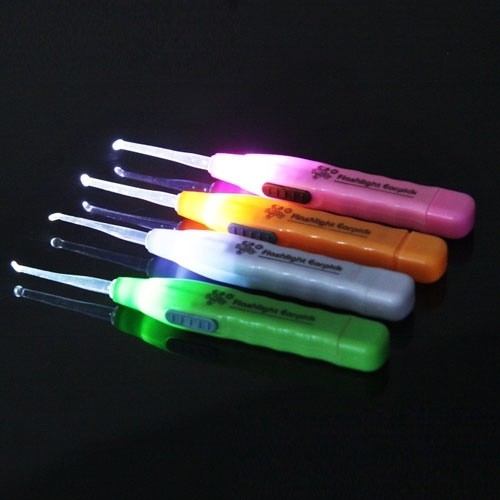 [FREESHIP] Cây lấy ráy tai nhiều màu có đèn cho bé nhỏ gọn tiện dụng