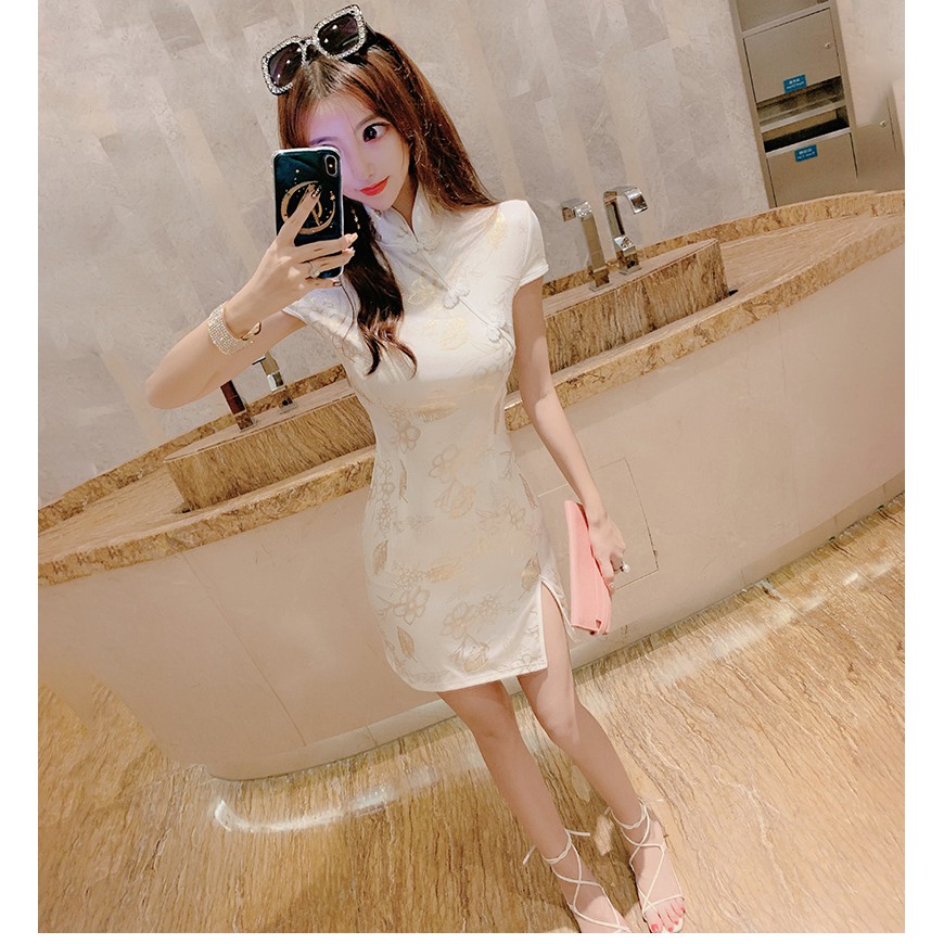 Đầm sườn xám cách tân trơn phối hoa văn siêu sang