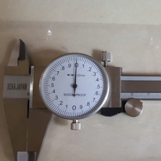 Thước kẹp đồng hồ inox xekajapan 15cm,20cm, 30cm rất chínb xác màn hình lớn