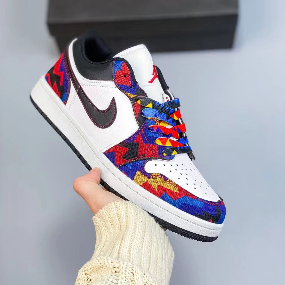 Giày BóNg Rổ ChấT LiệU Da Cho Nam Và Nữ