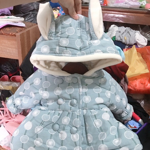 Áo khoác lông tai thỏ