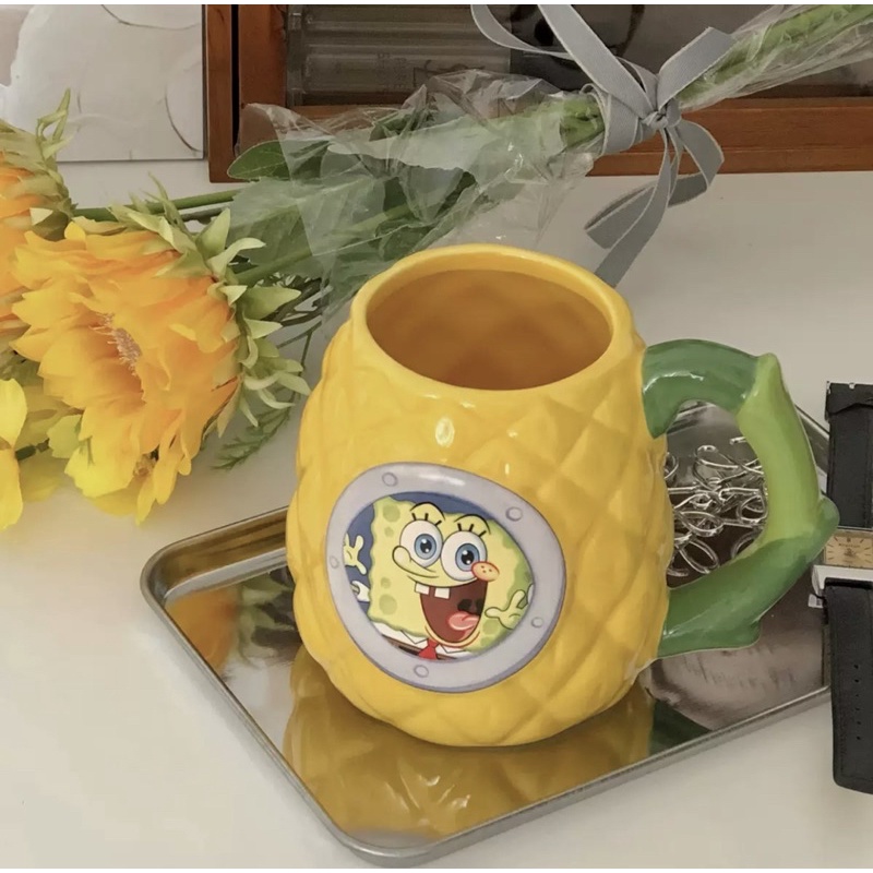 Cốc dứa cafe hoạt hình SpongeBob - Thưởng thức ly trà cùng chú bọt biển tinh nghịch