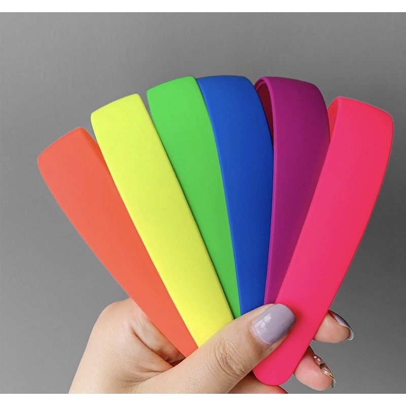 Bờm nhựa mầu Neon cá tính