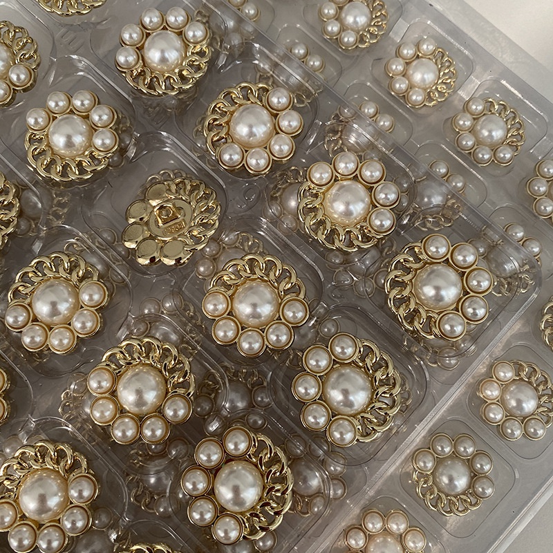 Bộ 5 Nút Áo Hình Hoa Đính Ngọc Trai Giả Bằng Kim Loại Thời Trang Cho Nữ