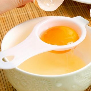DỤNG CỤ LỌC LÒNG ĐỎ TRỨNG.