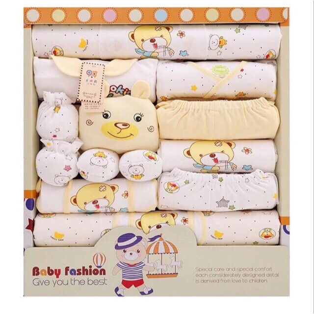 Set sơ sinh cho bé đáng yêu làm quà tặng