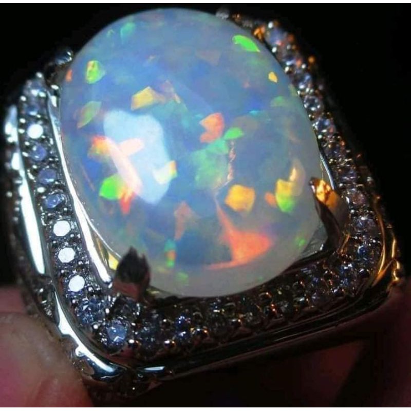 Đá Opal Trắng Chất Lượng Cao