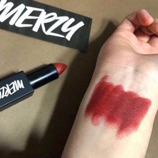 SON THỎI MERZY L4 - ĐỎ NÂU