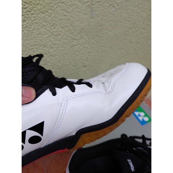 Giày cầu lông 65z3 momota cũ chính hãng size 43