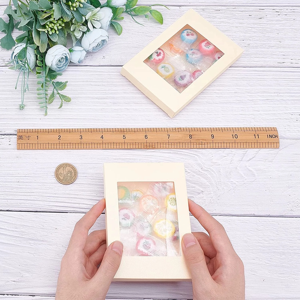 Hộp giấy kraft trong suốt đựng kẹo trưng bày kích thước 12.5*8.5*1.5cm chất lượng