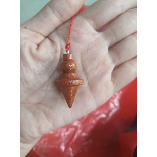 Con lắc cảm xạ gỗ
