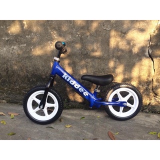 Xe thăng bằng Kiddee xanh dương