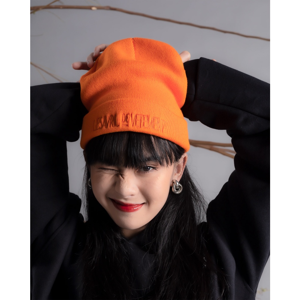 Mũ len Lesavril de Vetements Brilliante Orange