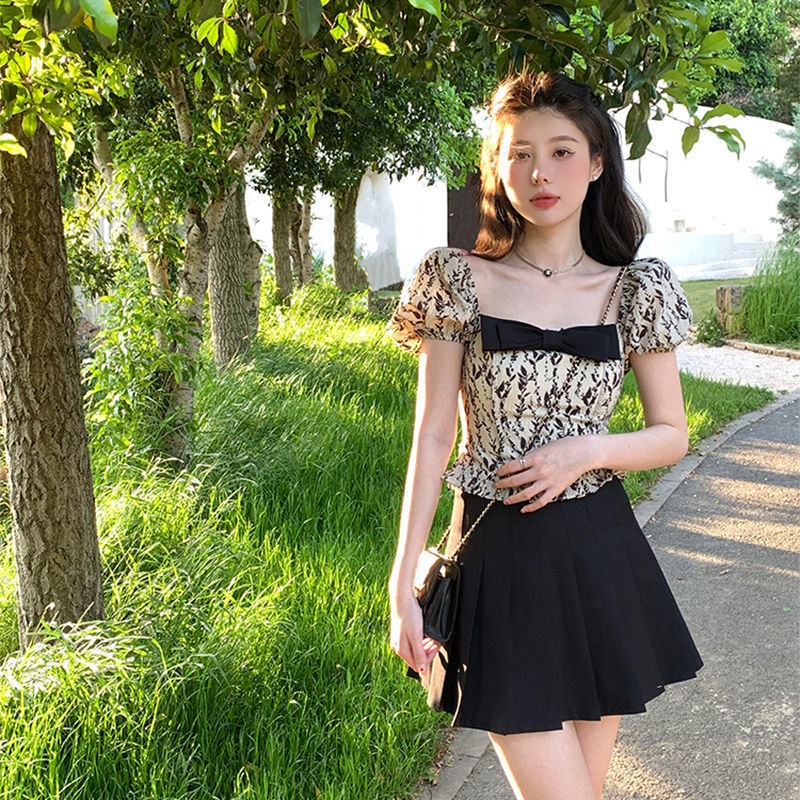 Áo Kiểu Tay Ngắn Cổ Vuông In Họa Tiết Hoa Thời Trang Mùa Hè Mới Cho Nữ