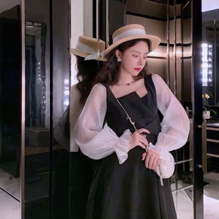 Váy bồng tay ren