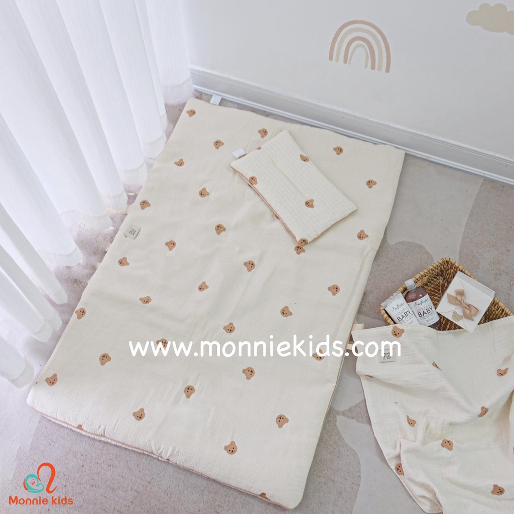 Thảm nằm gấp gọn hoạ tiết gấu CHEZBEBE 80x120cm, thảm nằm an toàn cho bé - Monnie Kids