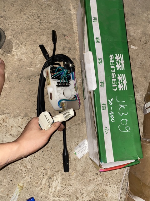 Sản phẩm gia đình làm: Công tắc tổng hợp JK309