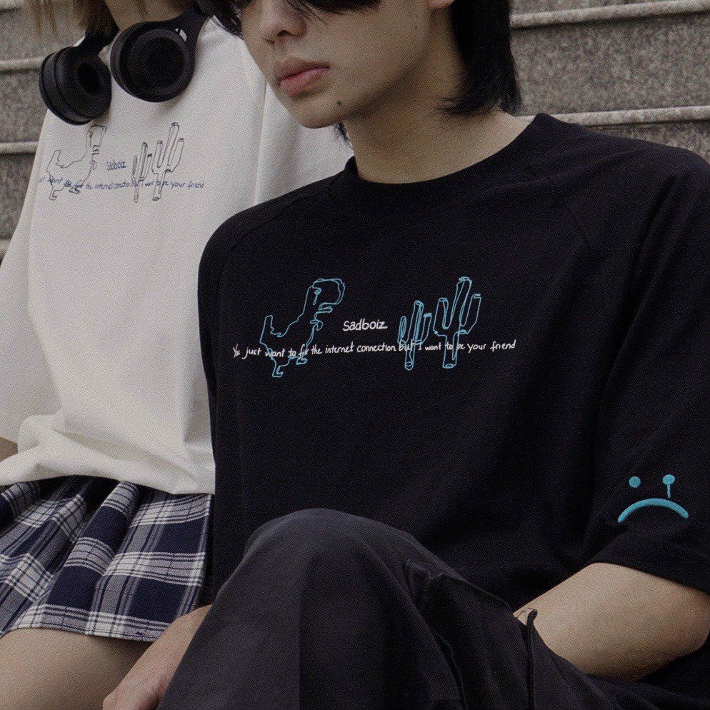 Áo thun tay lỡ form rộng Sadboiz Saddino SS2, vải cotton co dãn tốt, Áo thun sadboiz khủng long xương rồng in 2 mặt