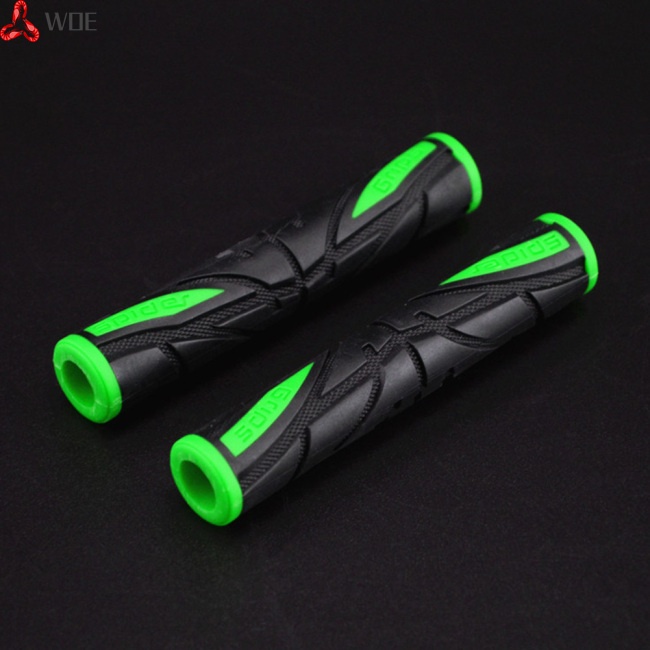 2 Vỏ bọc tay lái mềm mại chống trượt dành cho xe máy