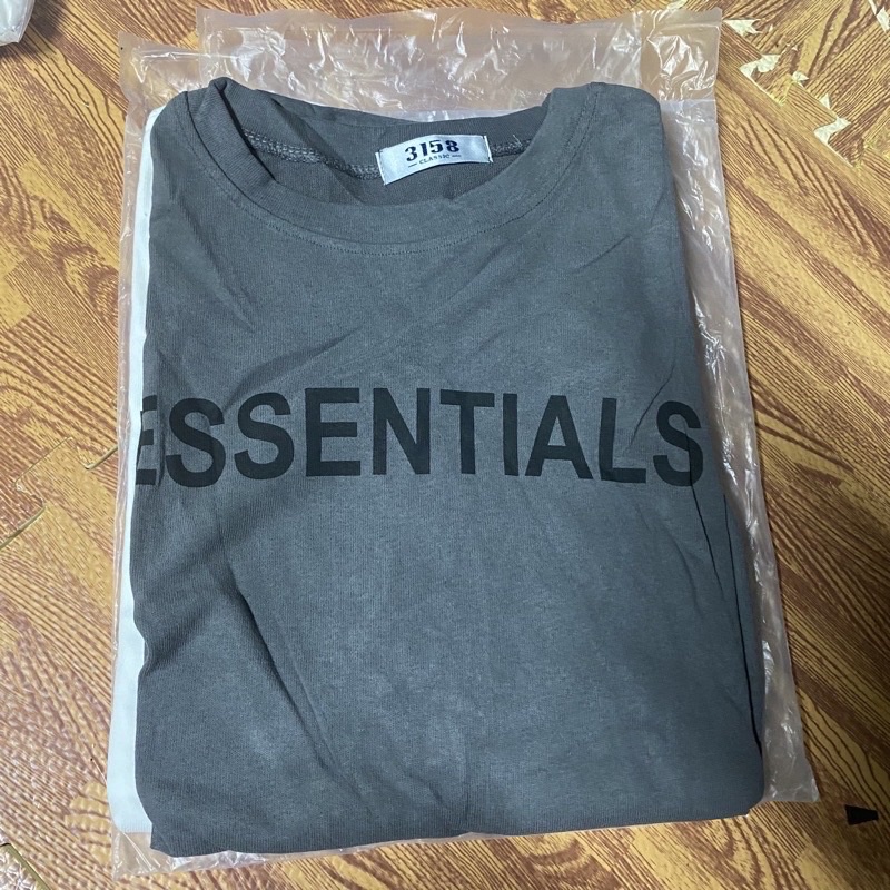 Áo thun chữ ESSENTIALS -3158 dày hang qchau