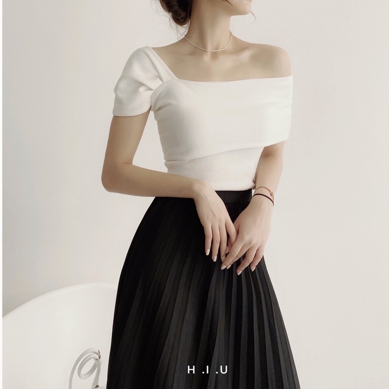 Áo len Unie Top H.I.U ROOM chất len Hàn mịn, dày dặn. HIU desgin 2021