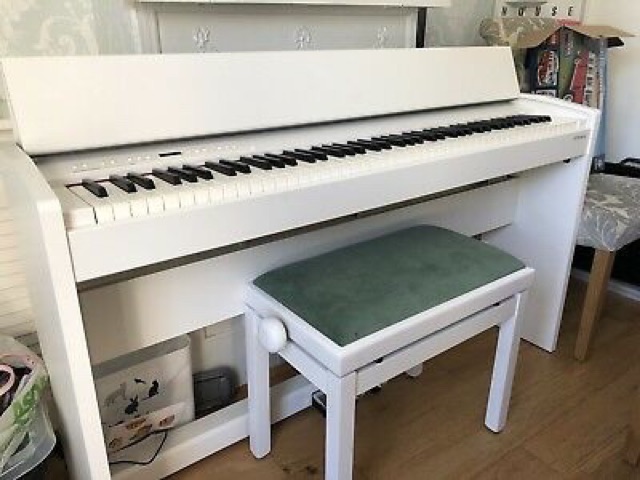 Đàn piano điện Roland F140R