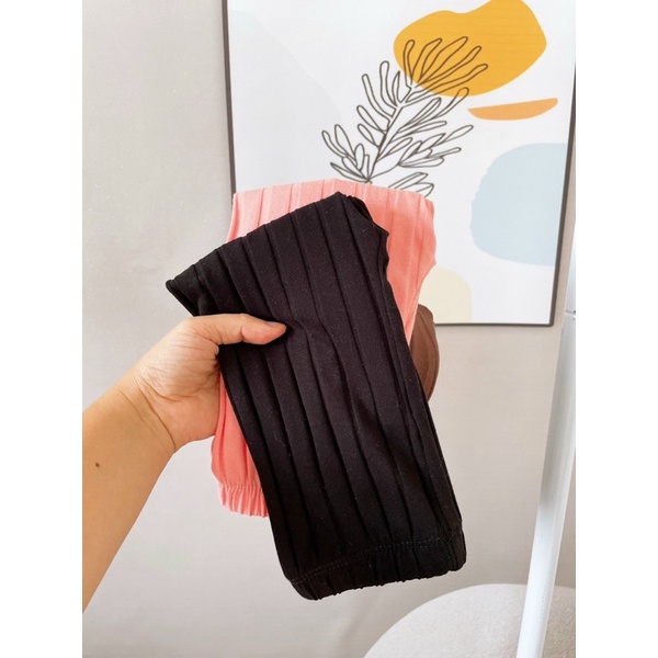 Quần legging thun tăm dài trơn màu co giãn 4 chiều cho bé