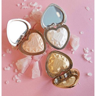 Phấn bắt sáng Too Faced Love Light Prismatic Highlighter